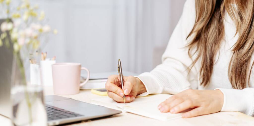 What People Are Saying – Common Themes in BHRT Reviews